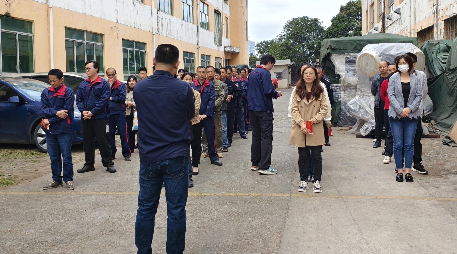 開(kāi)工01.jpg 開(kāi)工01.jpg